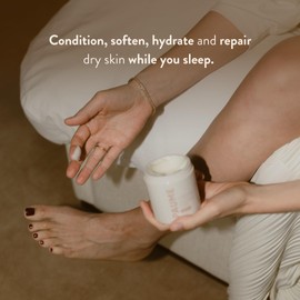 PAUME- Formulado con manteca de karité, glicerina, pantenol y escualano para retener la humedad, suavizar y acondicionar incluso las manos y los pies más secos durante la noche.