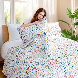 ROMROL Quilt Set Queen Size Floral Quilt Bedding Set 3 Pieces Quilted Bedspread Lightweight Coverlet Set Garden Patchwork Style Soft Reversible Quilted Sets with 2 Pillow Shams for All Season（90*96”）