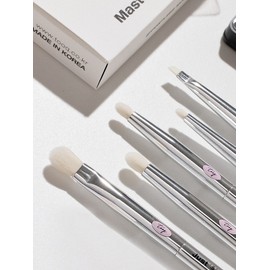 Just Took Brush / 저스트 툭 브러시