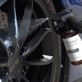 Dr. Beasley's Matte Wheel Seal 32oz Spray-on - Preserves Appearance of Matte & Satin Painted Auto Wheels, Barrier from Dust & Grime, Easier Cleaning, High Heat Resistance