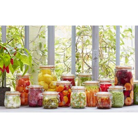 Le Parfait Super Jar, Canning Jars, 750mL French Glass Canning Jar w/Round Body, Glass Jars w/Airtight Lid, Canning Jar Wide Mouth, Glass Jar w/Lid, Clear Jars, Clear Glass Jar (24oz/Pint & Half, 1pk)