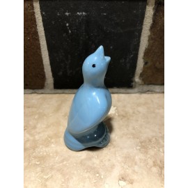 Le Creuset 3.5" Tall "Turquoise" LE CREUSET Pie Bird Funnel Vent NWT Stoneware Teal Blue