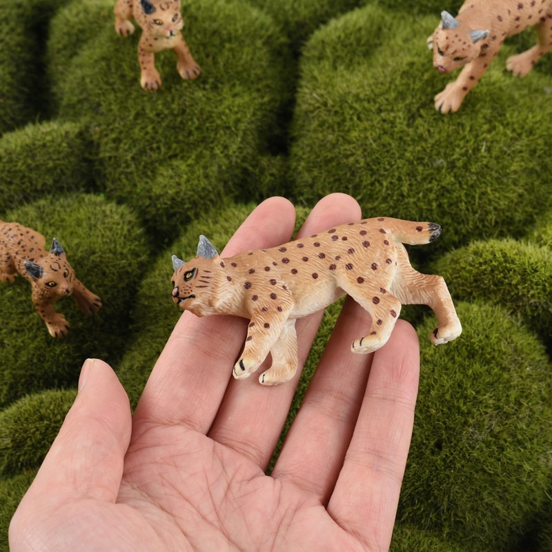 Luckforest Mini Lynx Figurines, 4 Pcs Miniature Lynx Figurines Animal