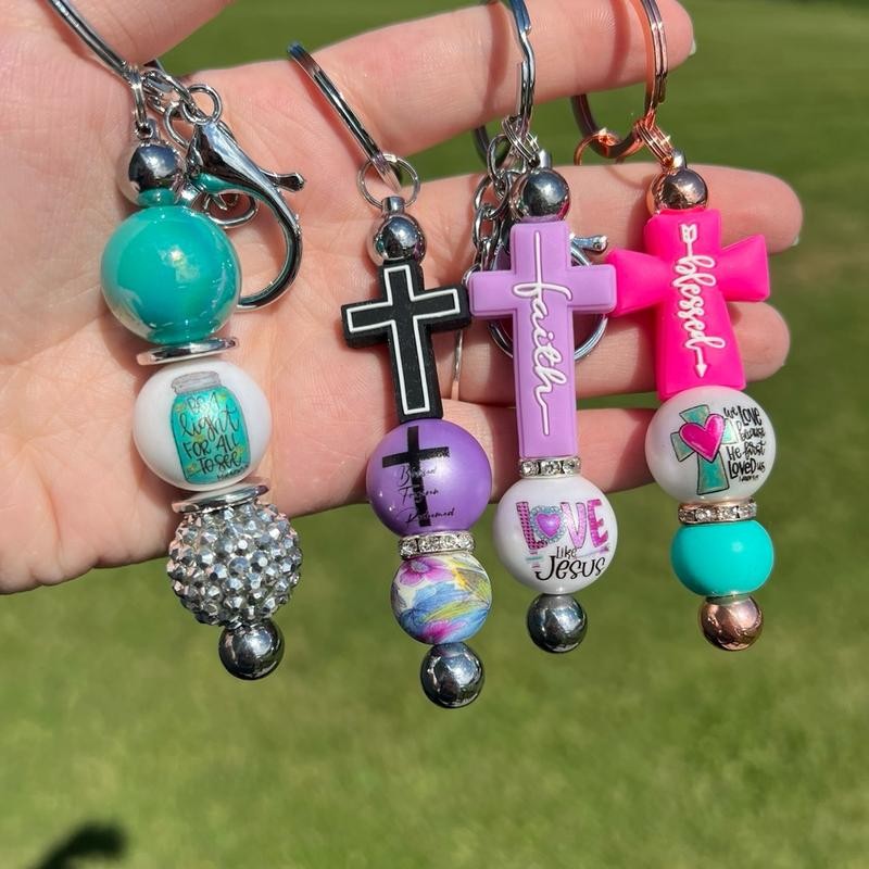 Live claim listing for pens, wristlets, keychains,etc.:_$5