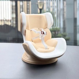 x xotic tech Car Seat for 10-17cm Dolls with Air Vent Clip and Desktop Stand, Cute and Functional Car Ornament Decor Accessories for Blind Box Doll Fans, Collectors (Khaki)