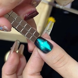 HYWWPFLAY 27Pcs/Set Cat Eye Magnet for Nails Square Strong Magnet Stick Cat Eye Gel Magnetic Nail Polish Cat Eye Nail Magnet Tool Gel Nail Polish Magnet for Nail Art Accessories