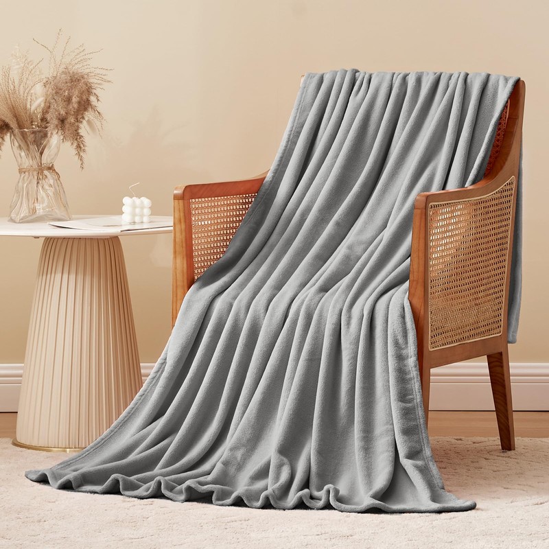 Aisbo Cuddly Blanket, Fluffy Fleece Blanket, Warm Sofa Blanket, Grey,