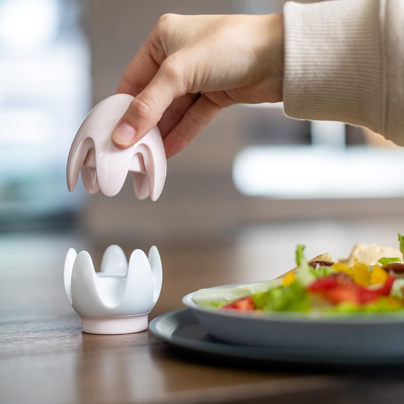 EIEI Salt & Pepper Shakers