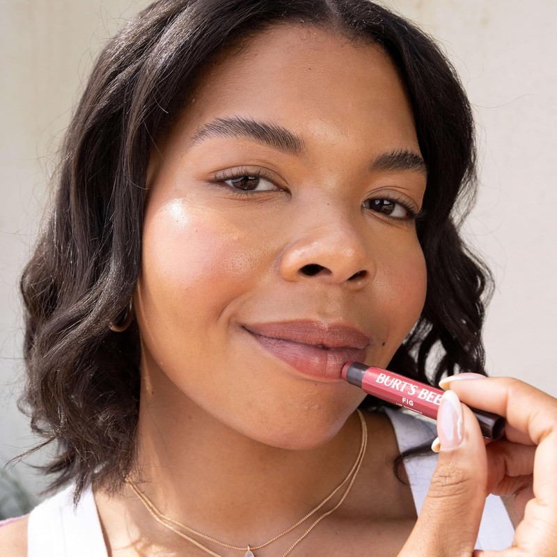 Burt's Bees Lip Shimmer for Women, Rhubarb, 0.09 Ounce