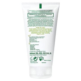 Simple Regeneration Age Resisting UK’s #1 facial skin care brand* Day Cream SPF 15 to protect dry skin against premature ageing and enhance smooth skin 50 ml