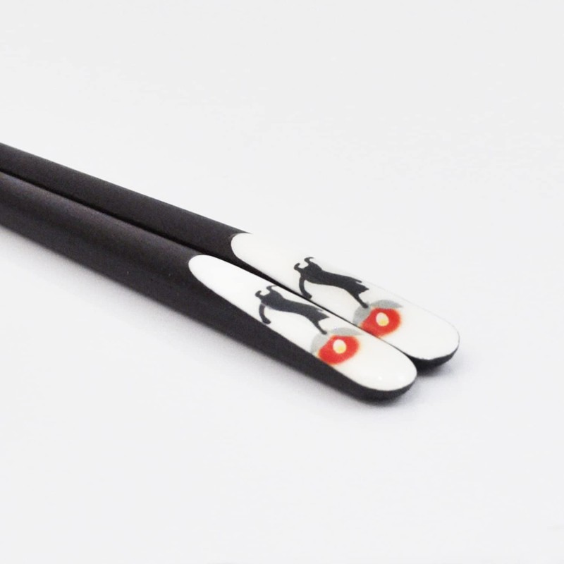 Issho, Painted Chopsticks Auspaulownia Box, Includes Chopsticks Rest, Black Cat