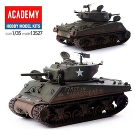 Plastic Model 527 US Army M4A3E2 Cobra King Tank Academy/Plastic Model/Assembly/Tank/Tank / 프라모델527 미군 M4A3E2 코브라킹전차 탱크 아카데미/프라모델/조립/전차/탱크