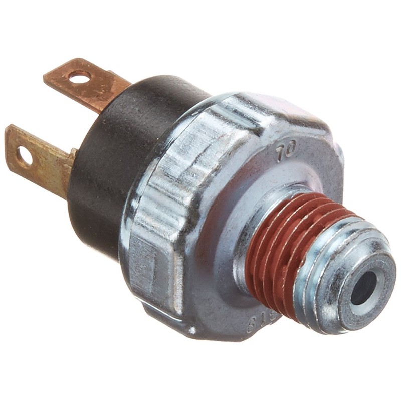 Standard Motor Products PS140 Oil Pressure Light Switch