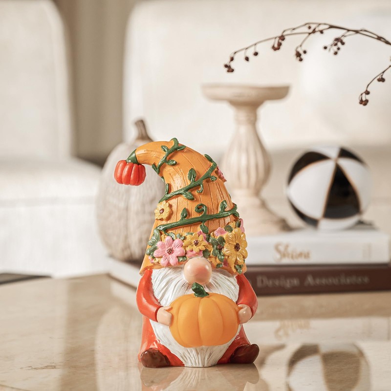 DN DECONATION Autumn Gnome Figurine with Light