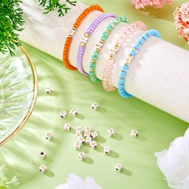 Sparkeads Buchstabenperlen für Armbänder, Alphabet, Vokalperlen, Acrylperlen, 4,5 mm, goldene Metallperlen, Großpackung für Handy, Schlüsselband, Schlüsselanhänger, Schmuck, Halskette, Zubehör, 500