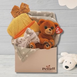 Newborn Baby Unisex Gift Basket with Fleece Blanket, Teddy Bear, Washcloths, Bathtime Accessory