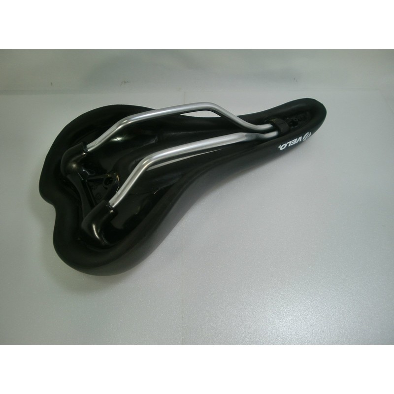 Saddle Sport Saddle Perforated VL-1475 Black Velo 315