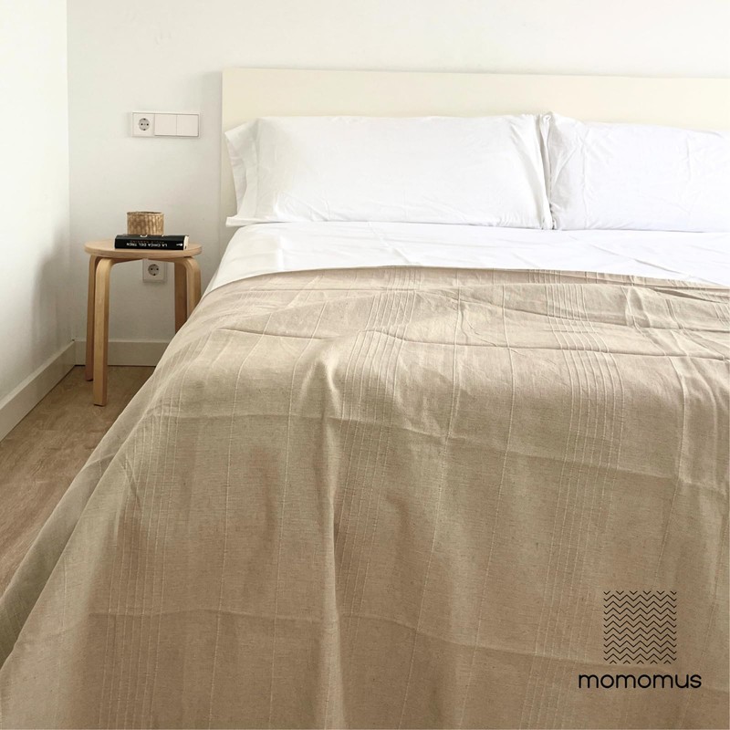 MOMOMUS Thin Bedspread, Bed Throw Versatile or Thin Throw for