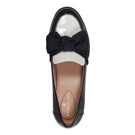 Bandolino Women's LINDIO Loafer, Black/Cream Patent 004, 7.5 Wide