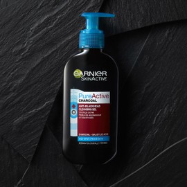 Pure Active Intensive Anti-Blackhead Charcoal Gel Wash 200ml