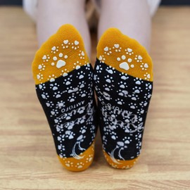 Hellomamma Grip Socks for Women, Non Slip Yoga Animal Socks for Pilates Dance Hospital Ballet Workout Non Skid Cat Socks