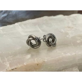 Handmade Interlocking Rings Stainless Steel Hypoallergenic Stud Earrings