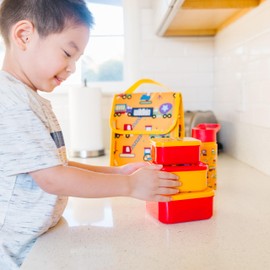 Wildkin Nesting Food Containers for Boys & Girls, Perfect for Kita & Preschool, Set of 3 Collapsible Space-Saving Food Storage, Airtight & Dishwasher Safe Food Container (Under Construction)