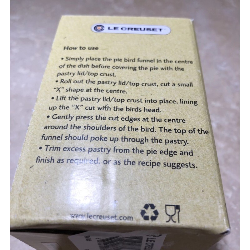 Le Creuset 3.5" Tall "White" LE CREUSET Pie Bird Funnel