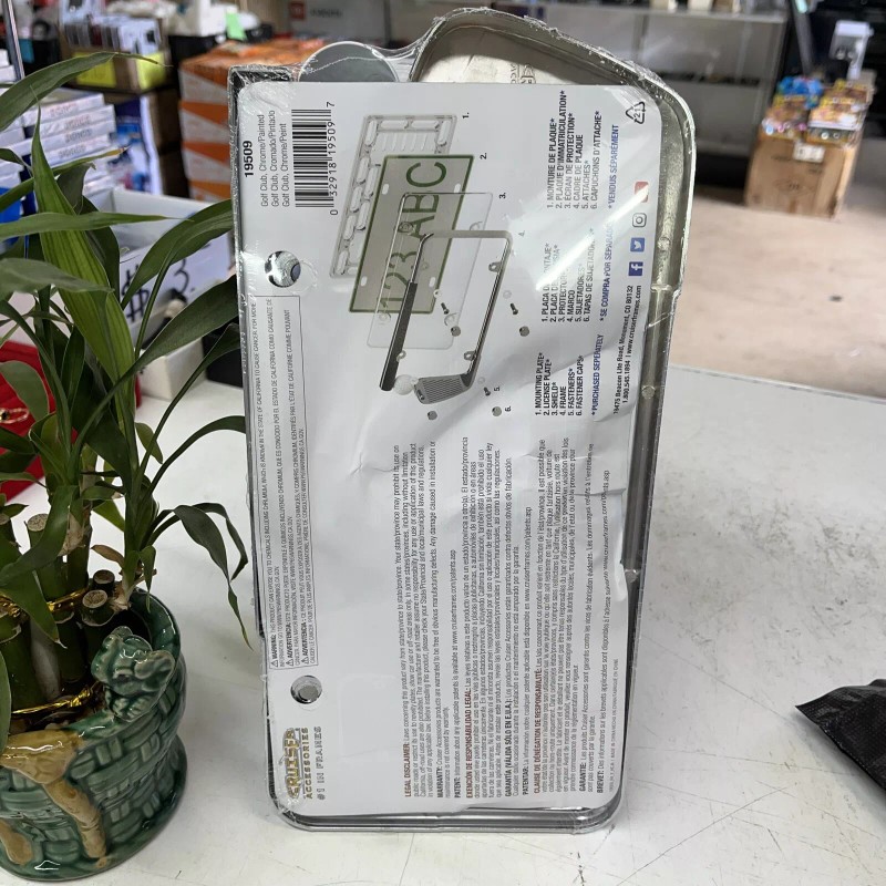 Golf Club/Ball Chrome License Plate Frame 2 Pack No Caps