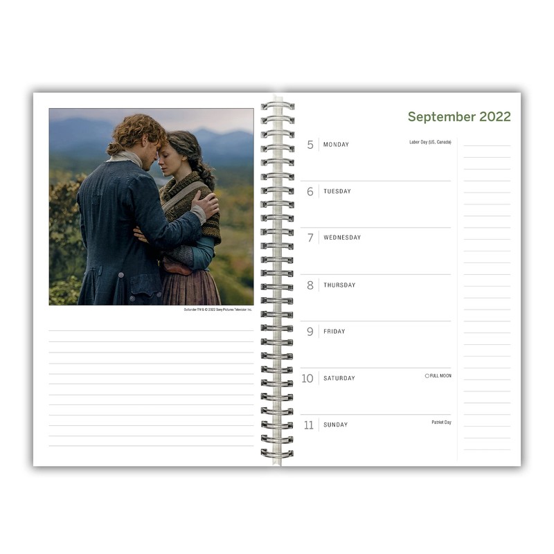 Outlander September 2022-December 2023 Weekly Planner