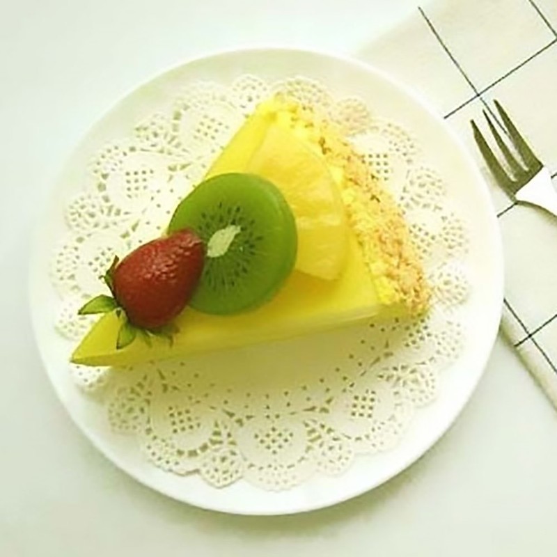 DECORA 3.5inch Round White Lace Paper Doilies for Wedding Tableware