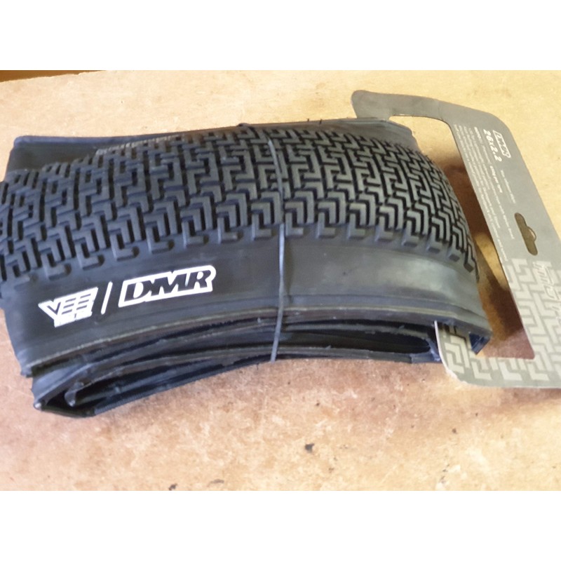 DMR MOTO DJ 26X2.2 FOLDING BLACK