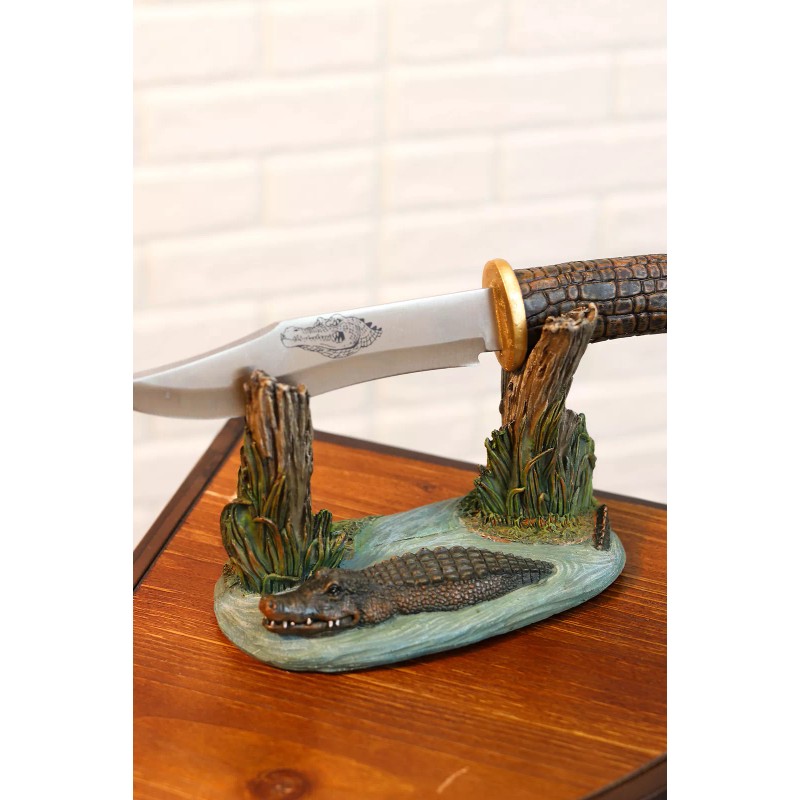 Swamp Bayou Crocodile Alligator Display With Decorative Dagger Knife Statue