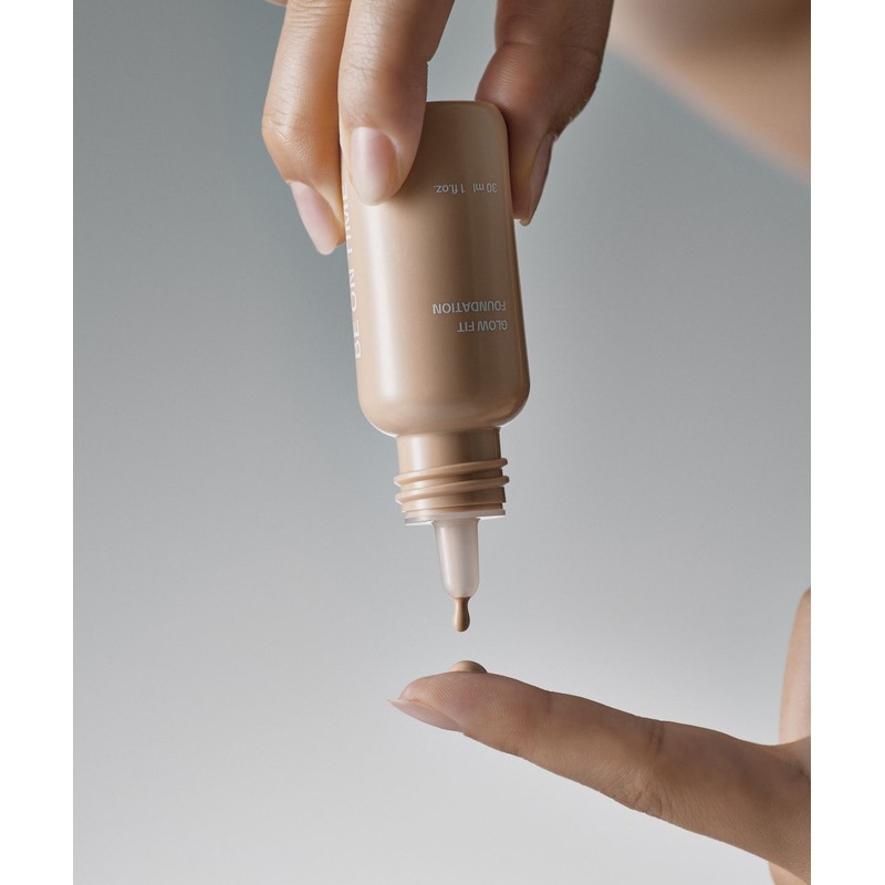 Biontime Beontime Glow Fit Foundation (Shade 110/115) + Rubysell Puff