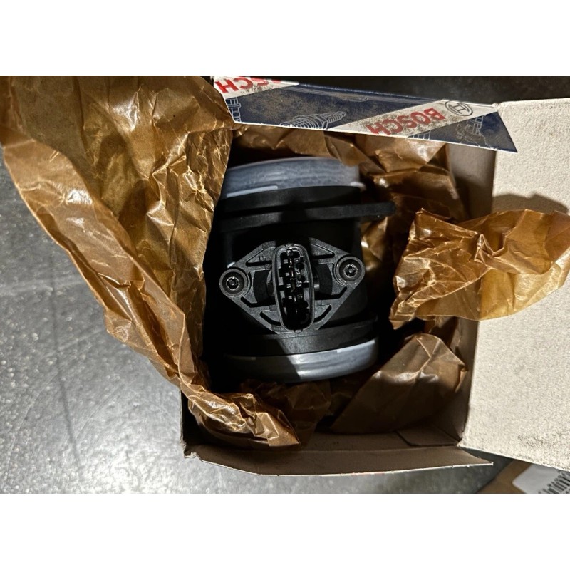 Bosch NEW Genuine BOSCH 0280218108 Mass Air Flow Sensor MAF
