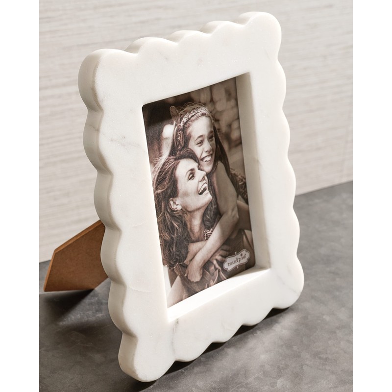 Mud Pie Scalloped Marble Frame, Large, 5x7