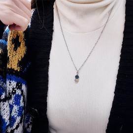 Dtja Moon Astronaut Pendant Necklace for Women Silver Plated Unisex Adjustable Link Chain Cute Charm Couple Friends Necklaces Unique Birthday Valentine Jewelry Souvenir (with Star 22inch)