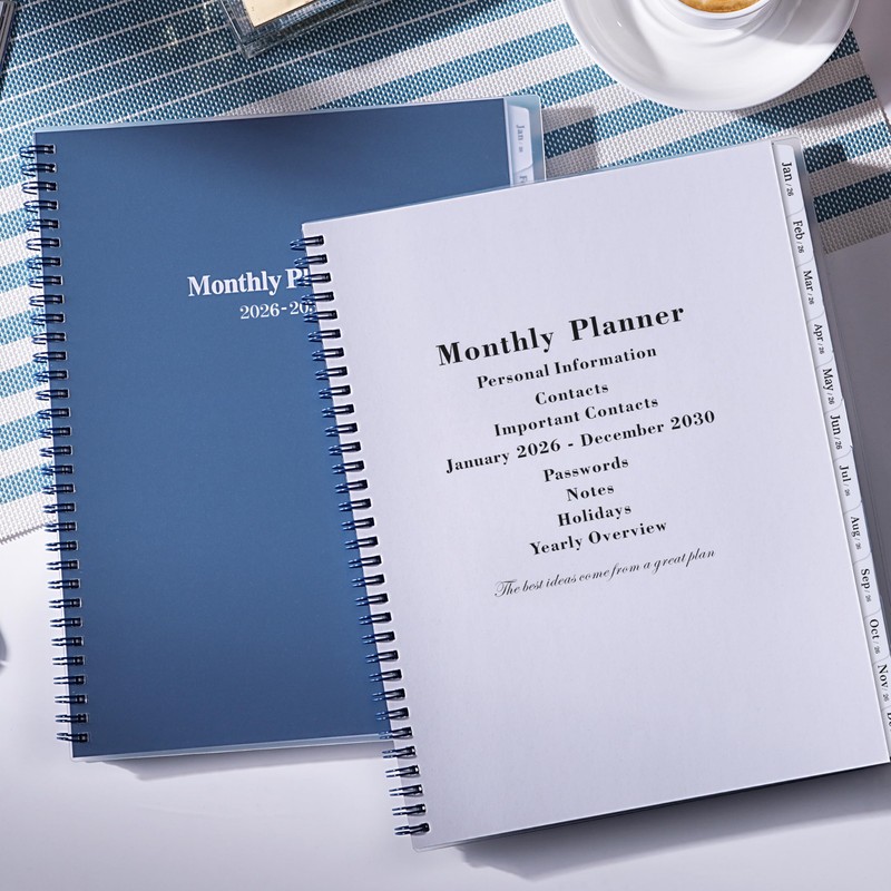 2026-2030 Monthly Planner/Calendar - Jan 2026 - Dec 2030, 5