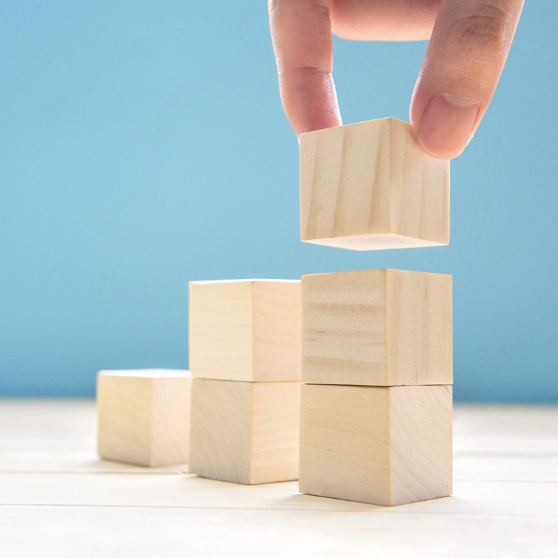 Kurtzy Small Wooden Cubes (60 Pack) - 2 x 2