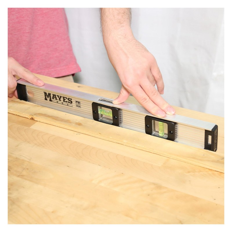 Mayes 10110 Aluminum 18 Inch Level, Proudly Made in USA