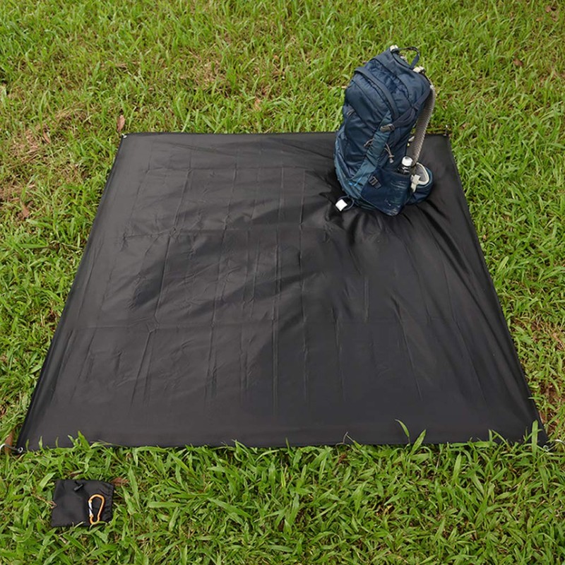 Portable Outdoor Picnic Mat Waterproof and Moisture-Proof Camping Blanket (Black)