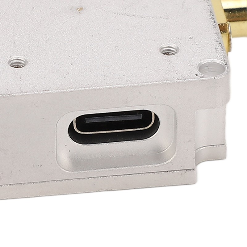Low Noise Amplifier 40DB Gain 10M To 6GHz Precise Transmission