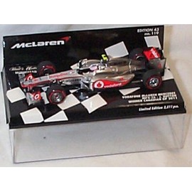 Minichamps vodafone MC laren mercedes MP4-26 J button winner canadian GP 2011 racing car 1.43 scale limited edition diecast model
