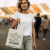 Planetee Tote Bag Tasche mit den beigen Moldus, zur Pflege