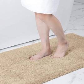 smiry Microfiber Bath Mat 40 x 60 cm, Non-Slip Super Absorbent Bathroom Mat, Extra Soft Machine Wash and Dry, Non-Shedding Bath Mats For Bathroom, Beige
