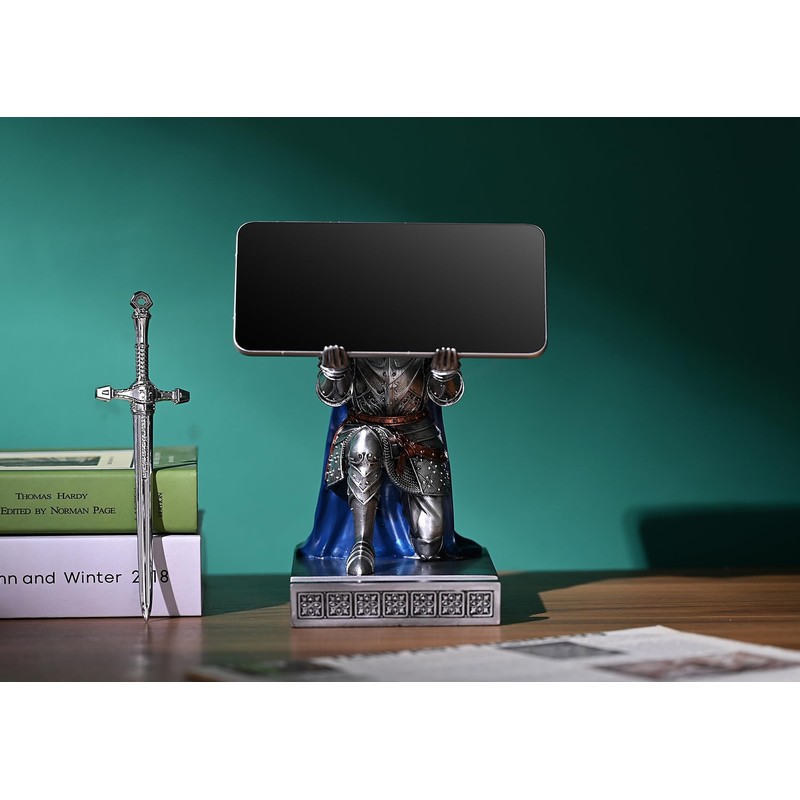 HDMbigmi King's Guard Leader Cloak Warrior Knight Pen Holder Mobile