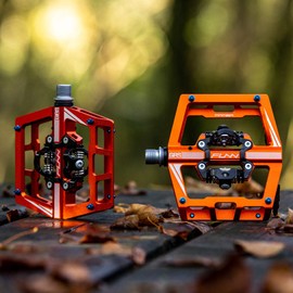 Funn Mamba Mountain Bike Clipless Pedals, Double Sided Clip Wide Platform MTB Pedals, Compatible with SPD Cleats, 9/16-Inch CrMo Axle Bicycle Pedals for MTB/BMX/Gravel Cycling(Orange)