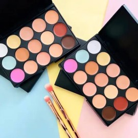 Paleta Correctores Universo en Linea 15 Tonos Crema Larga Duración                                                                                    