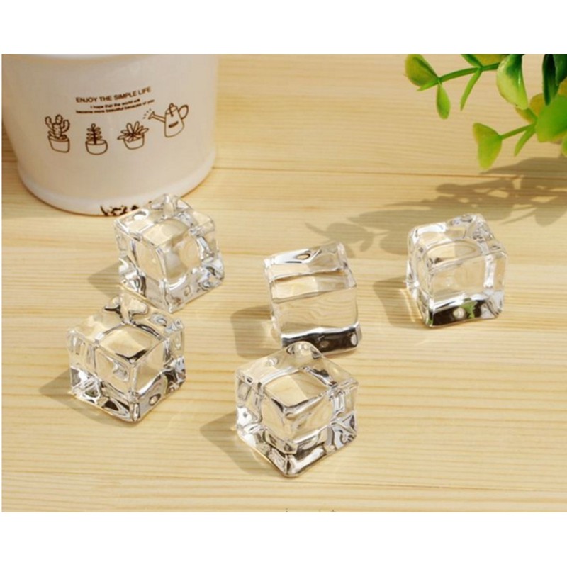 GOODCHANCEUK 25pcs Artificial Ice Cubes 2.5x2.5cm Clear Square Crystal Acrylic