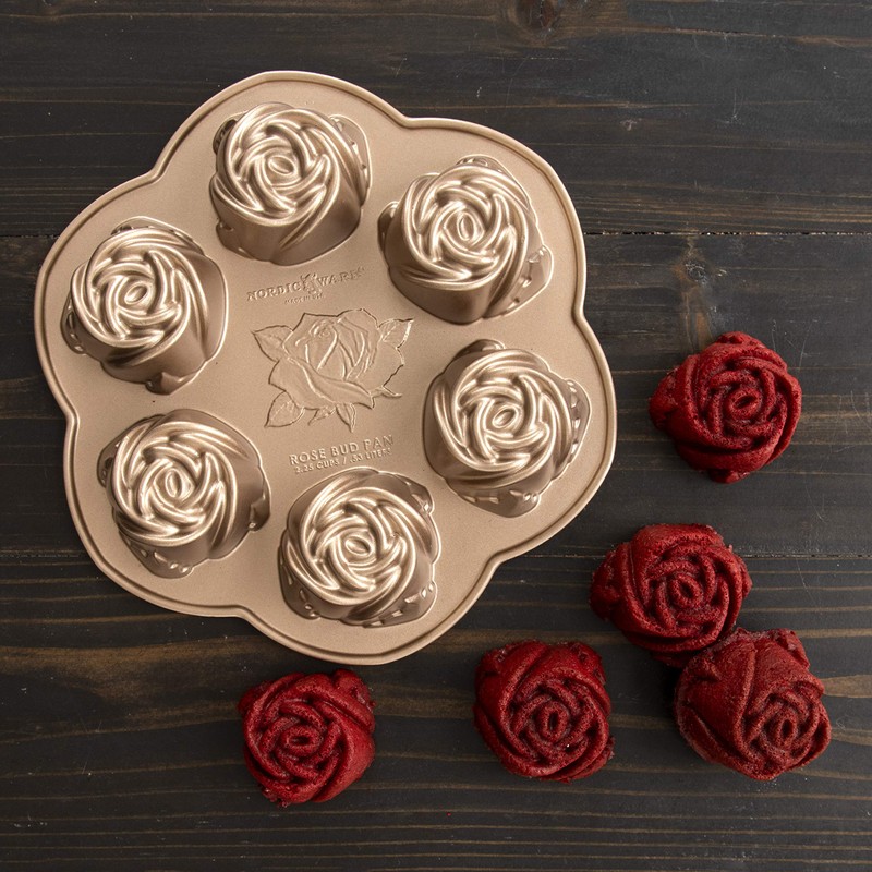 Nordic Ware Rose Bud Pan, 6 Cakelets, Toffee